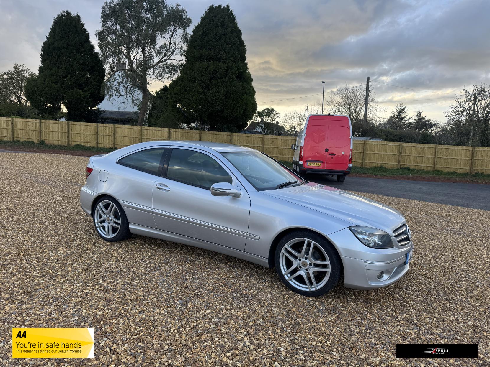 Mercedes-Benz CLC Class CLC Class 1.8 CLC180K Sport Coupe 3dr Petrol Auto Euro 4 (143 ps)