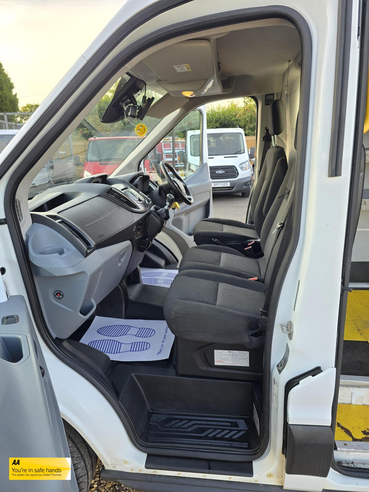 Ford Transit 2.0 350 EcoBlue Panel Van 5dr Diesel Manual RWD L2 H3 Euro 6 (130 ps)