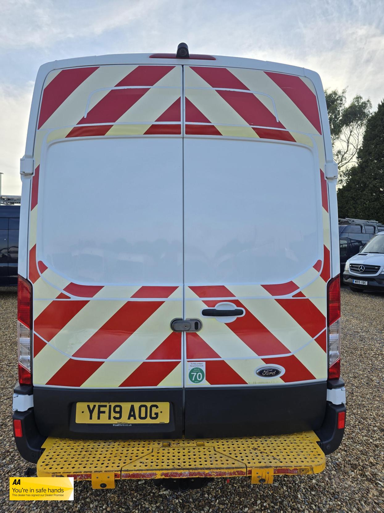 Ford Transit 2.0 350 EcoBlue Panel Van 5dr Diesel Manual RWD L2 H3 Euro 6 (130 ps)