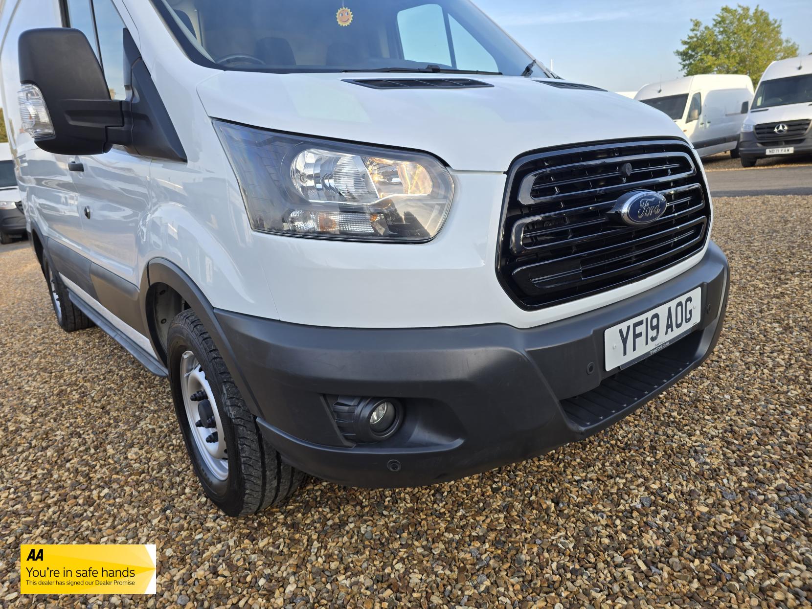 Ford Transit 2.0 350 EcoBlue Panel Van 5dr Diesel Manual RWD L2 H3 Euro 6 (130 ps)