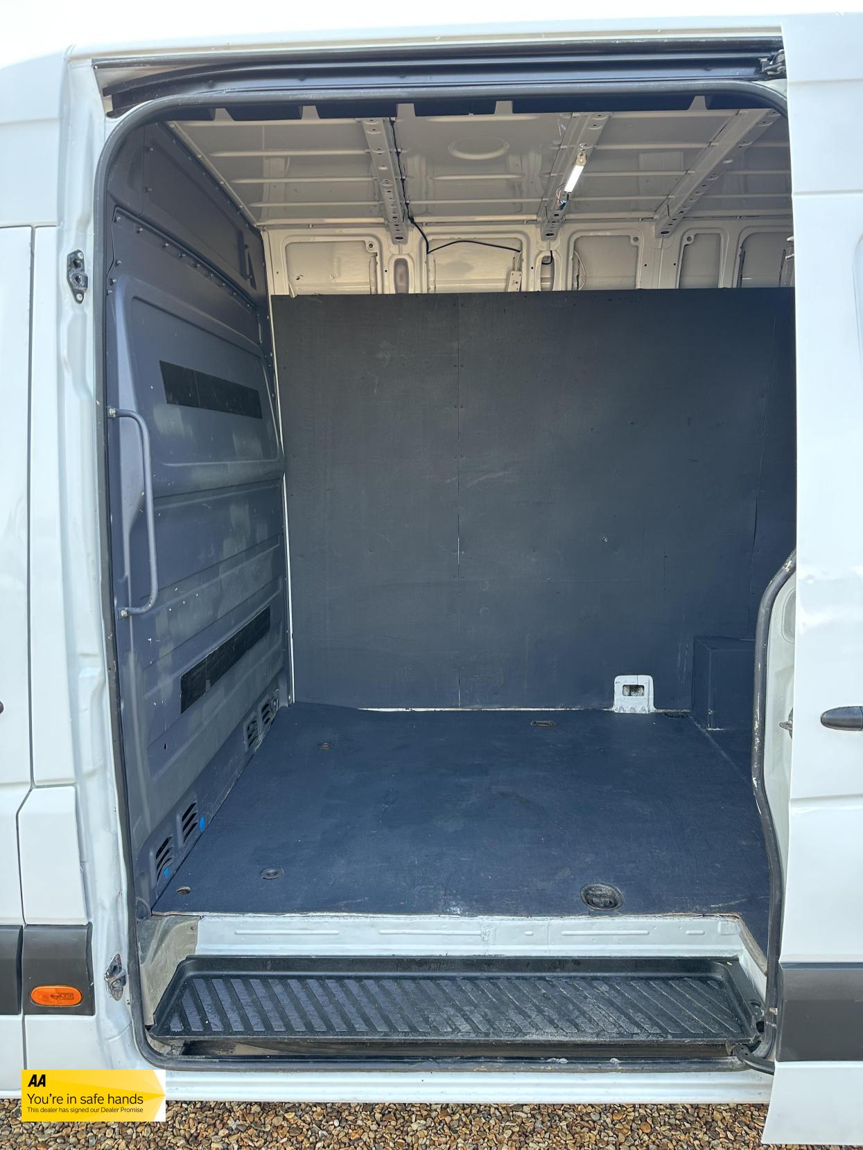 Mercedes-Benz Sprinter 2.1 314 CDi Panel Van 5dr Diesel Manual RWD L2 (213 g/km, 140 bhp)