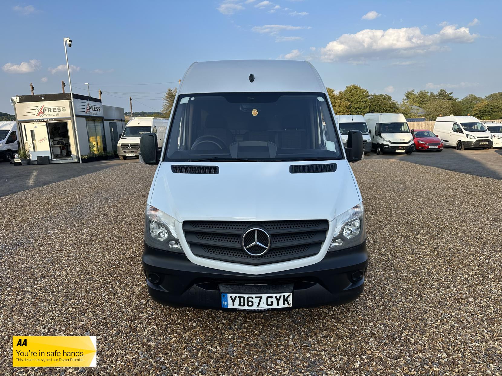 Mercedes-Benz Sprinter 2.1 314 CDi Panel Van 5dr Diesel Manual RWD L2 (213 g/km, 140 bhp)