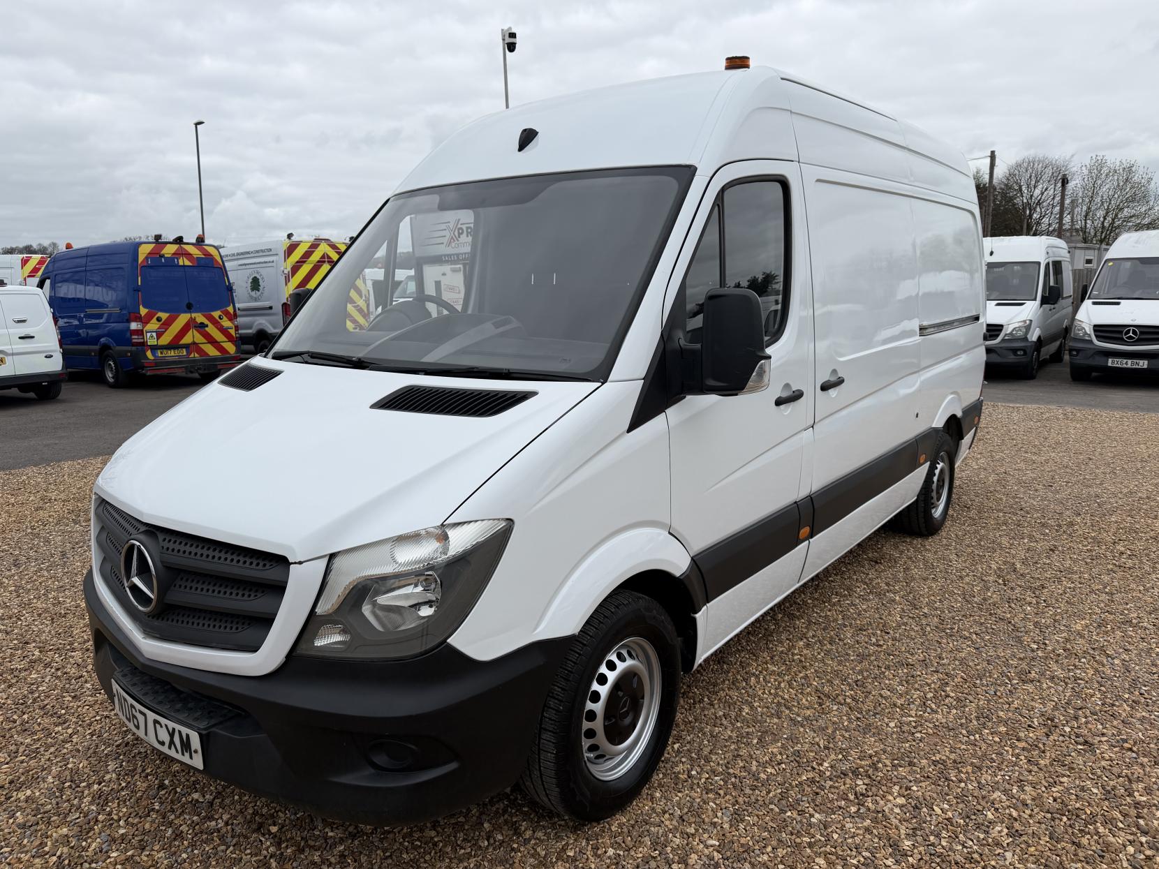 Mercedes-Benz Sprinter 2.1 314 CDi Panel Van 5dr Diesel Manual RWD L2 (213 g/km, 140 bhp)