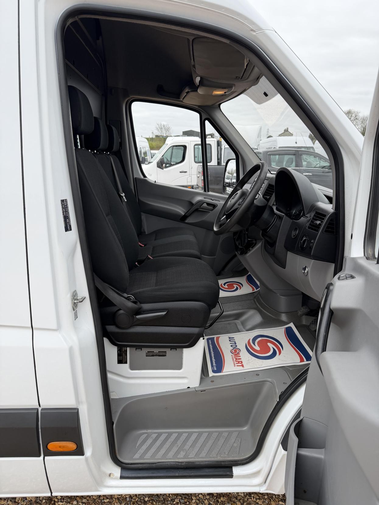 Mercedes-Benz Sprinter 2.1 314 CDi Panel Van 5dr Diesel Manual RWD L2 (213 g/km, 140 bhp)