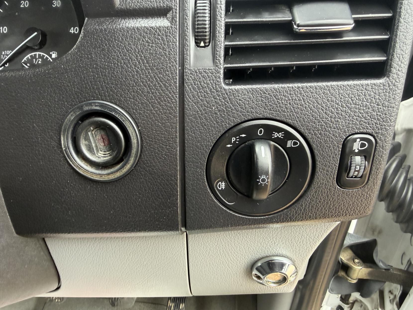 Mercedes-Benz Sprinter 2.1 314 CDi Panel Van 5dr Diesel Manual RWD L2 (213 g/km, 140 bhp)