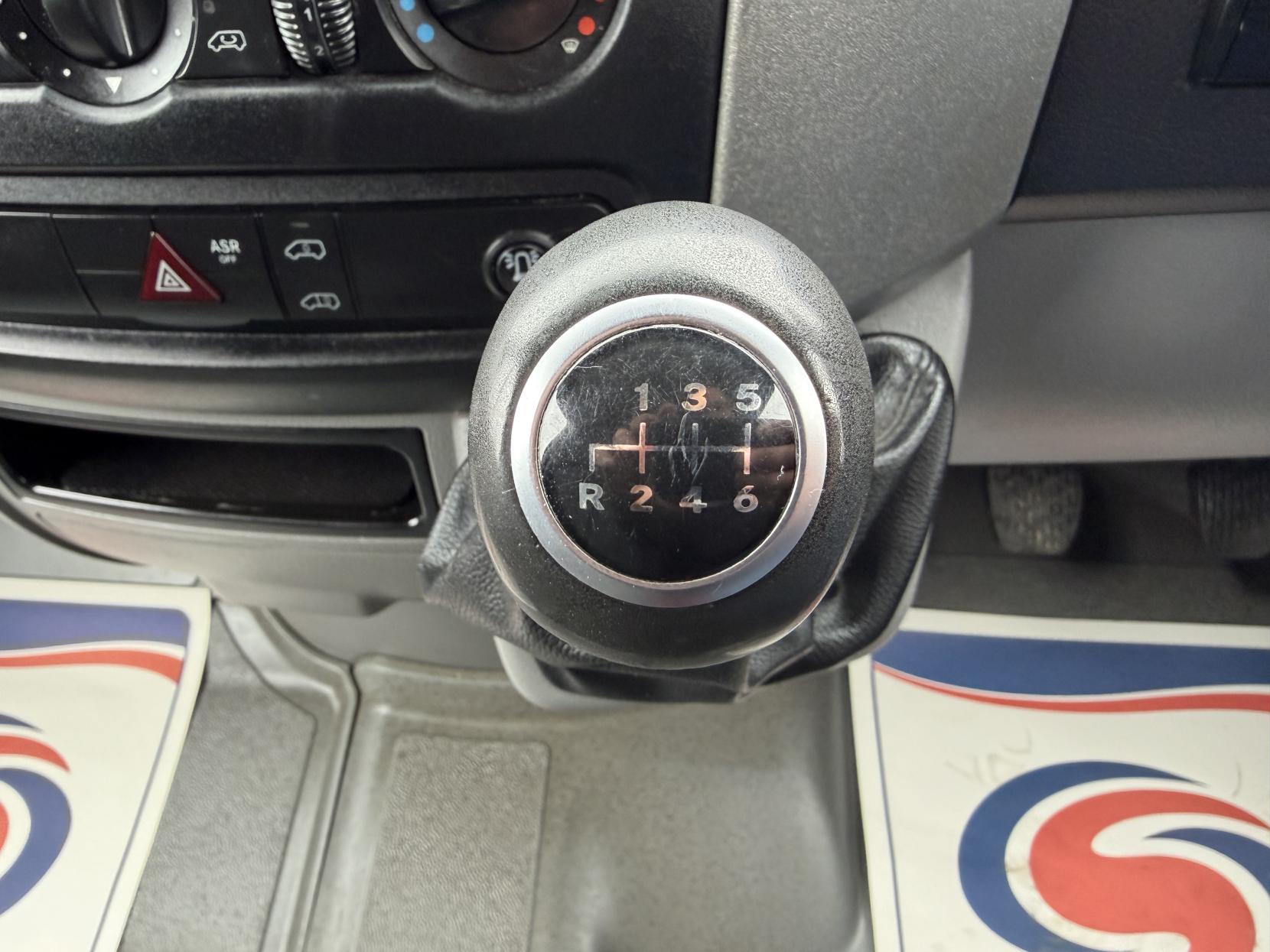 Mercedes-Benz Sprinter 2.1 314 CDi Panel Van 5dr Diesel Manual RWD L2 (213 g/km, 140 bhp)