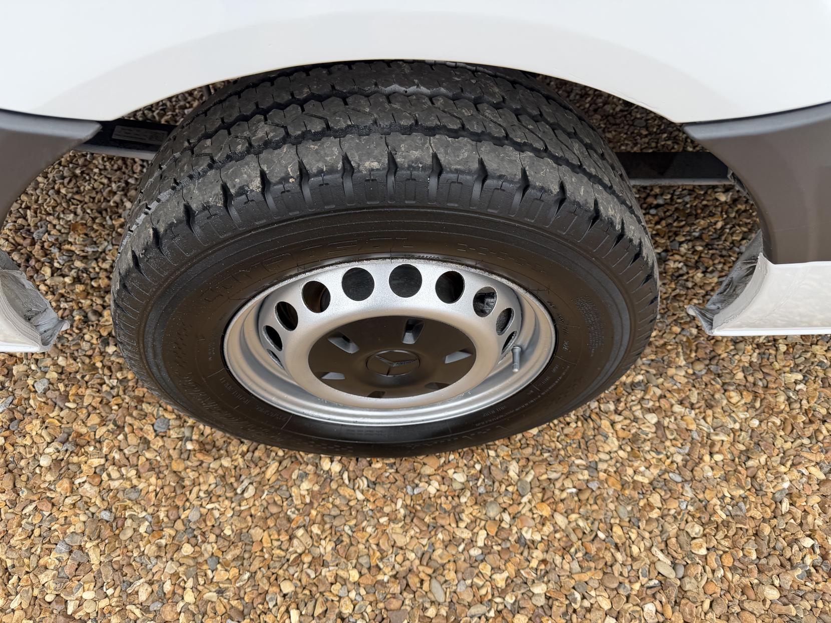 Mercedes-Benz Sprinter 2.1 314 CDi Panel Van 5dr Diesel Manual RWD L2 (213 g/km, 140 bhp)