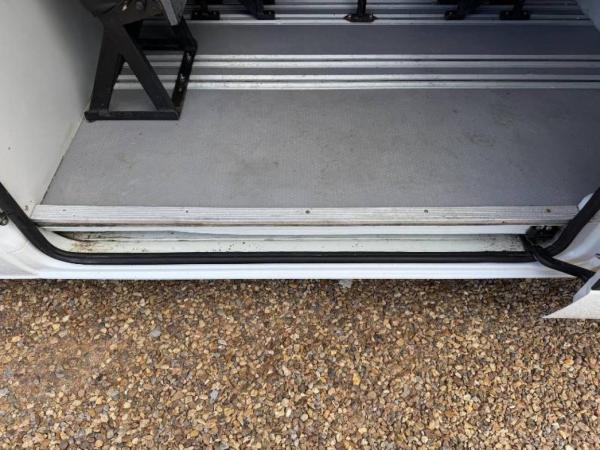 2021 Mercedes-Benz Sprinter 2.1 314 CDI Progressive Panel Van 5dr Diesel Manual FWD L2 H2 Euro 6 (s/s) (143 ps) - Thumbnail 37