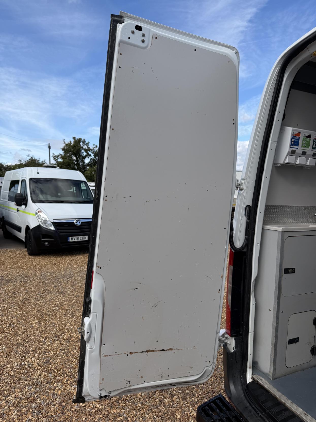 2021 Mercedes-Benz Sprinter 2.1 314 CDI Progressive Panel Van 5dr Diesel Manual FWD L2 H2 Euro 6 (s/s) (143 ps) - Thumbnail 49
