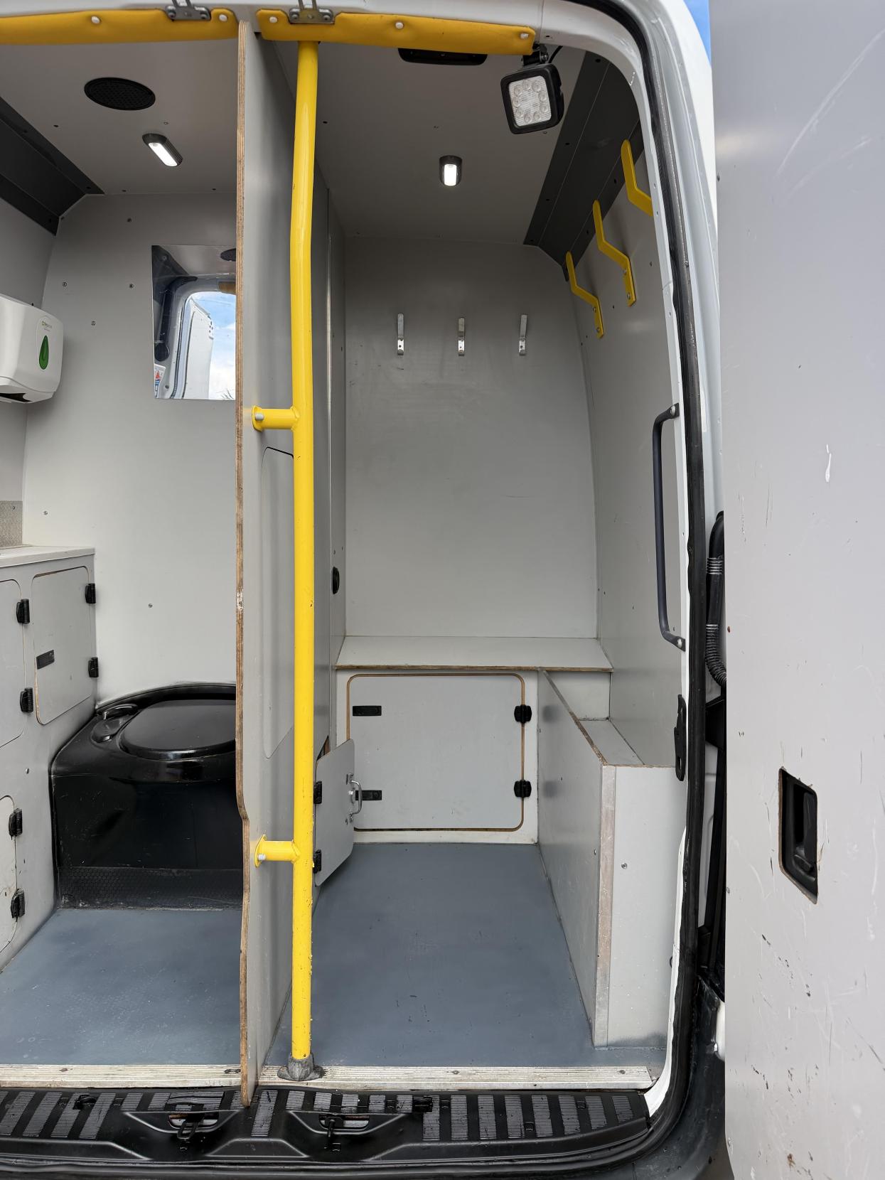 2021 Mercedes-Benz Sprinter 2.1 314 CDI Progressive Panel Van 5dr Diesel Manual FWD L2 H2 Euro 6 (s/s) (143 ps) - Thumbnail 58