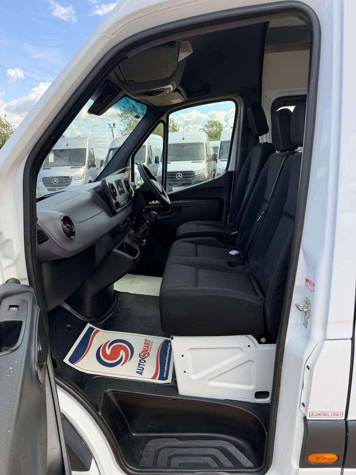 2021 Mercedes-Benz Sprinter 2.1 314 CDI Progressive Panel Van 5dr Diesel Manual FWD L2 H2 Euro 6 (s/s) (143 ps) - Thumbnail 35