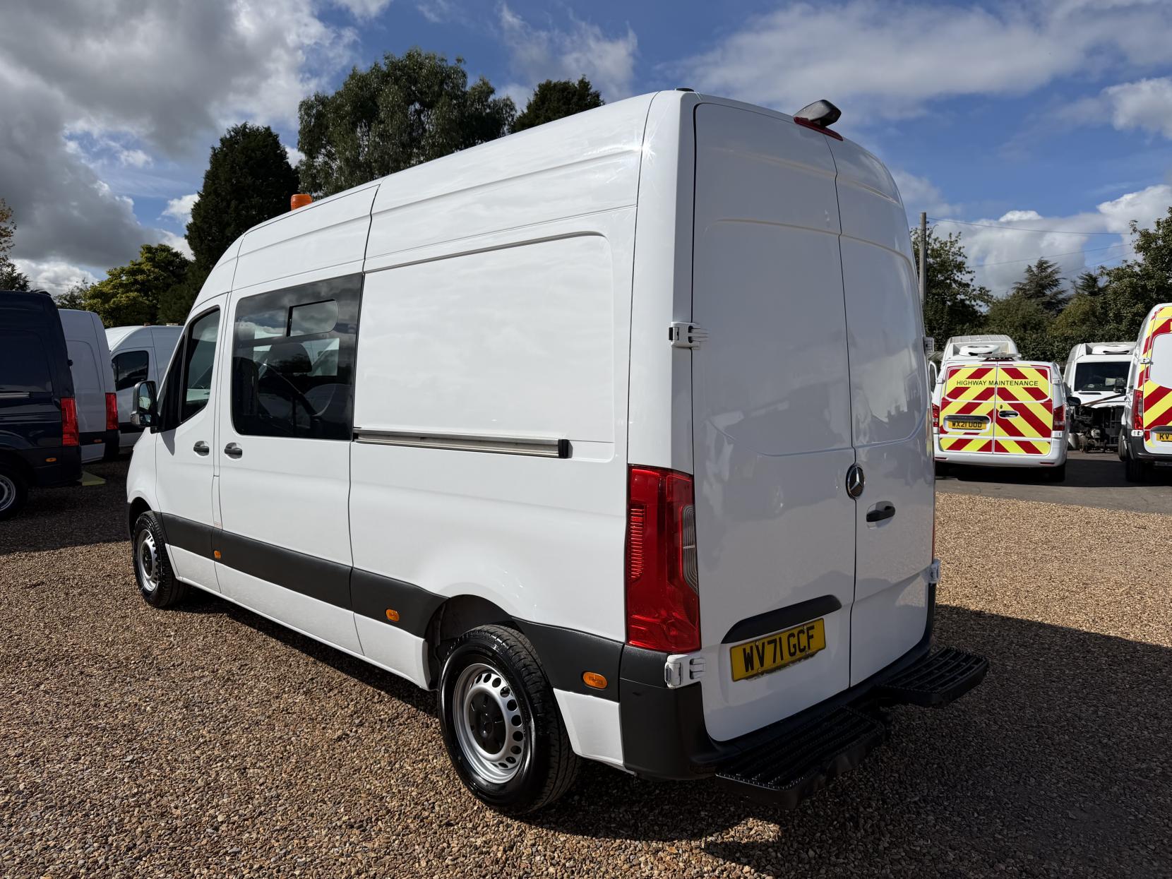 2021 Mercedes-Benz Sprinter 2.1 314 CDI Progressive Panel Van 5dr Diesel Manual FWD L2 H2 Euro 6 (s/s) (143 ps) - Thumbnail 12
