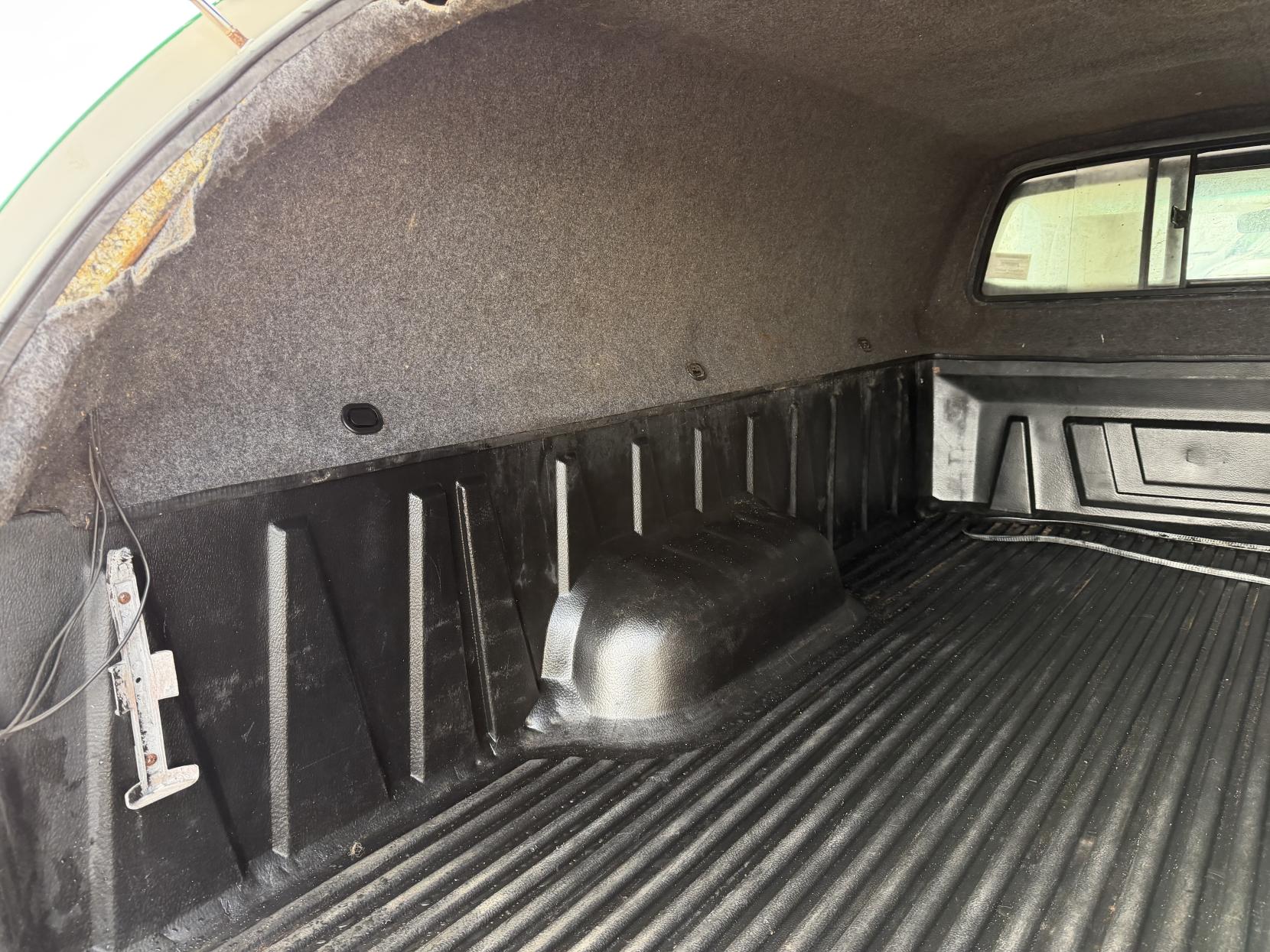 Toyota Hilux 2.5 D-4D HL2 Pickup 2dr Diesel Manual 4WD Euro 5 (144 ps)