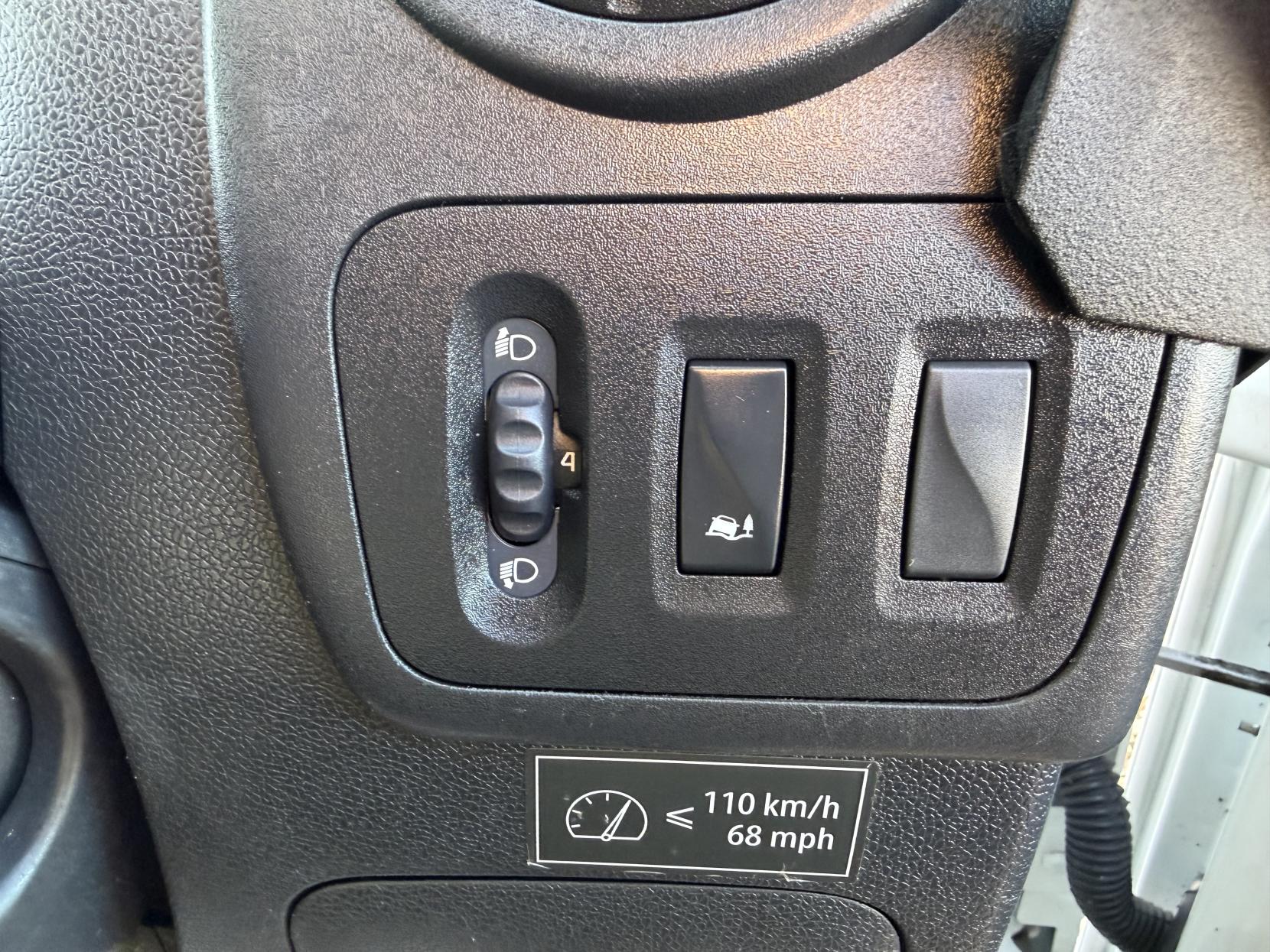 Vauxhall Movano 2.3 CDTi 3500 Panel Van 5dr Diesel Manual FWD L2 H2 Euro 6 (130 ps)