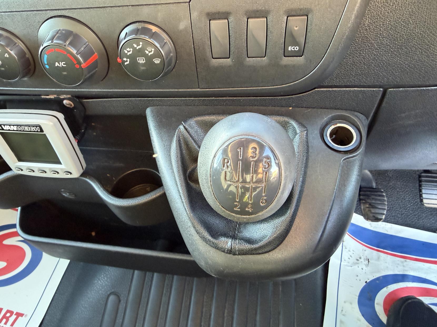 Vauxhall Movano 2.3 CDTi 3500 Panel Van 5dr Diesel Manual FWD L2 H2 Euro 6 (130 ps)