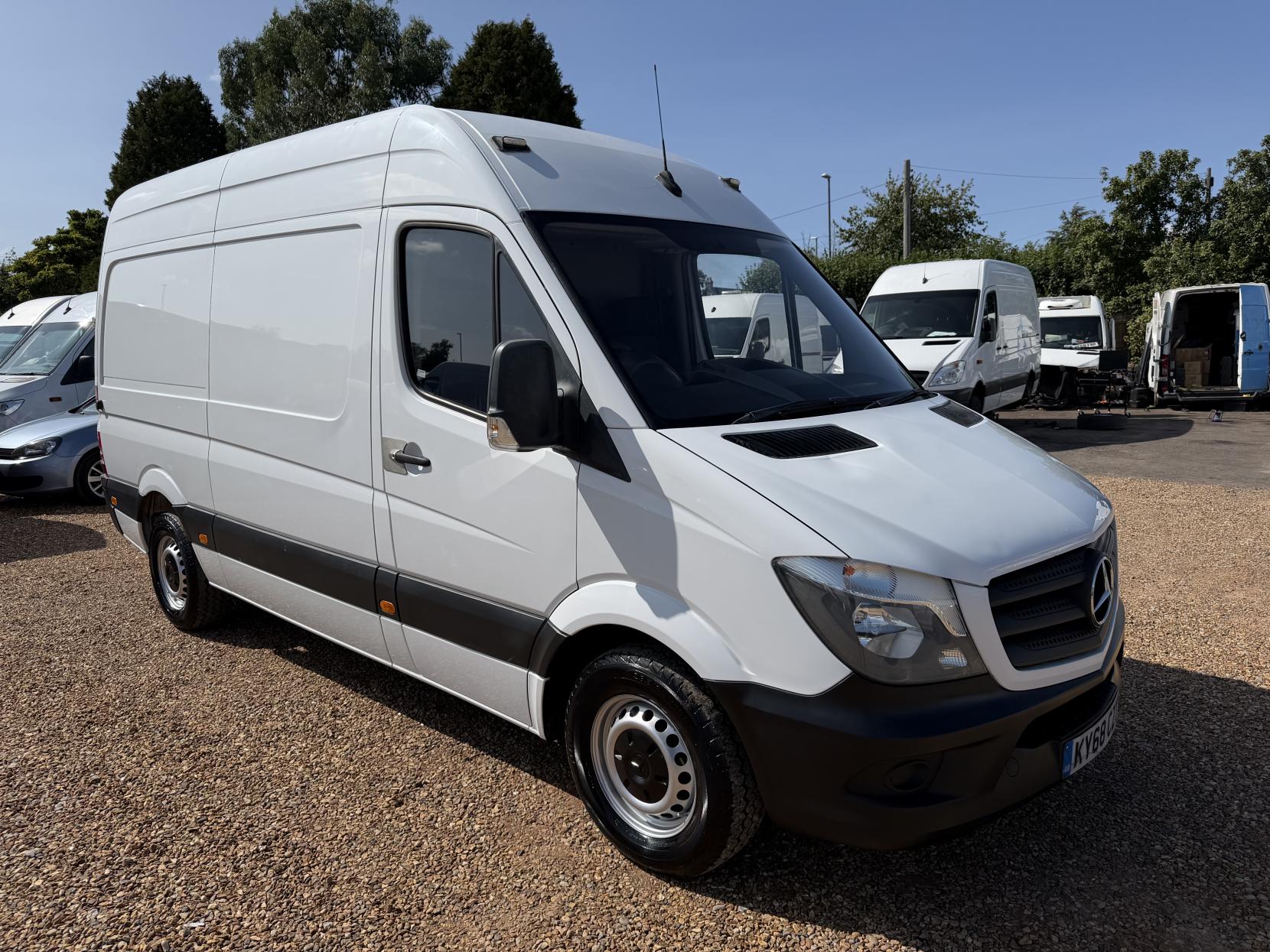2018 Mercedes-Benz Sprinter 2.1 314 CDi Panel Van 5dr Diesel Manual RWD L2 (213 g/km, 140 bhp) - Thumbnail 4