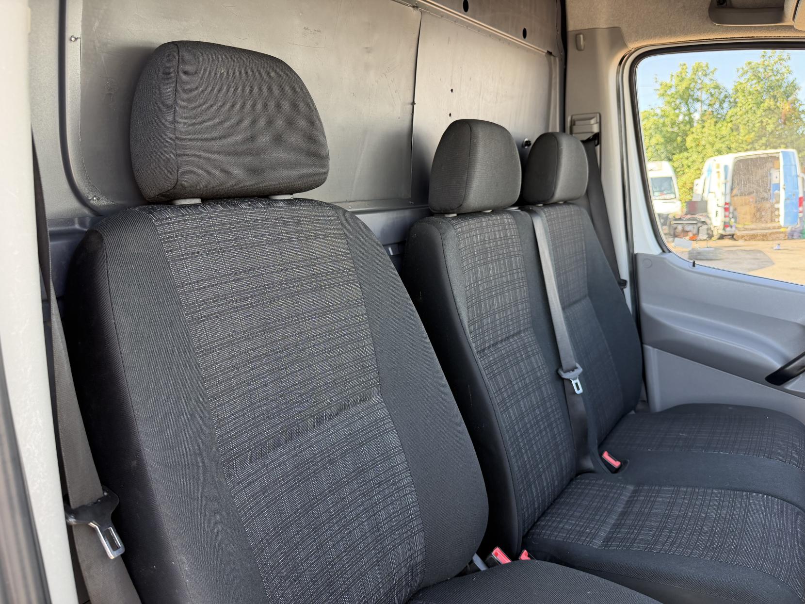 2018 Mercedes-Benz Sprinter 2.1 314 CDi Panel Van 5dr Diesel Manual RWD L2 (213 g/km, 140 bhp) - Thumbnail 17