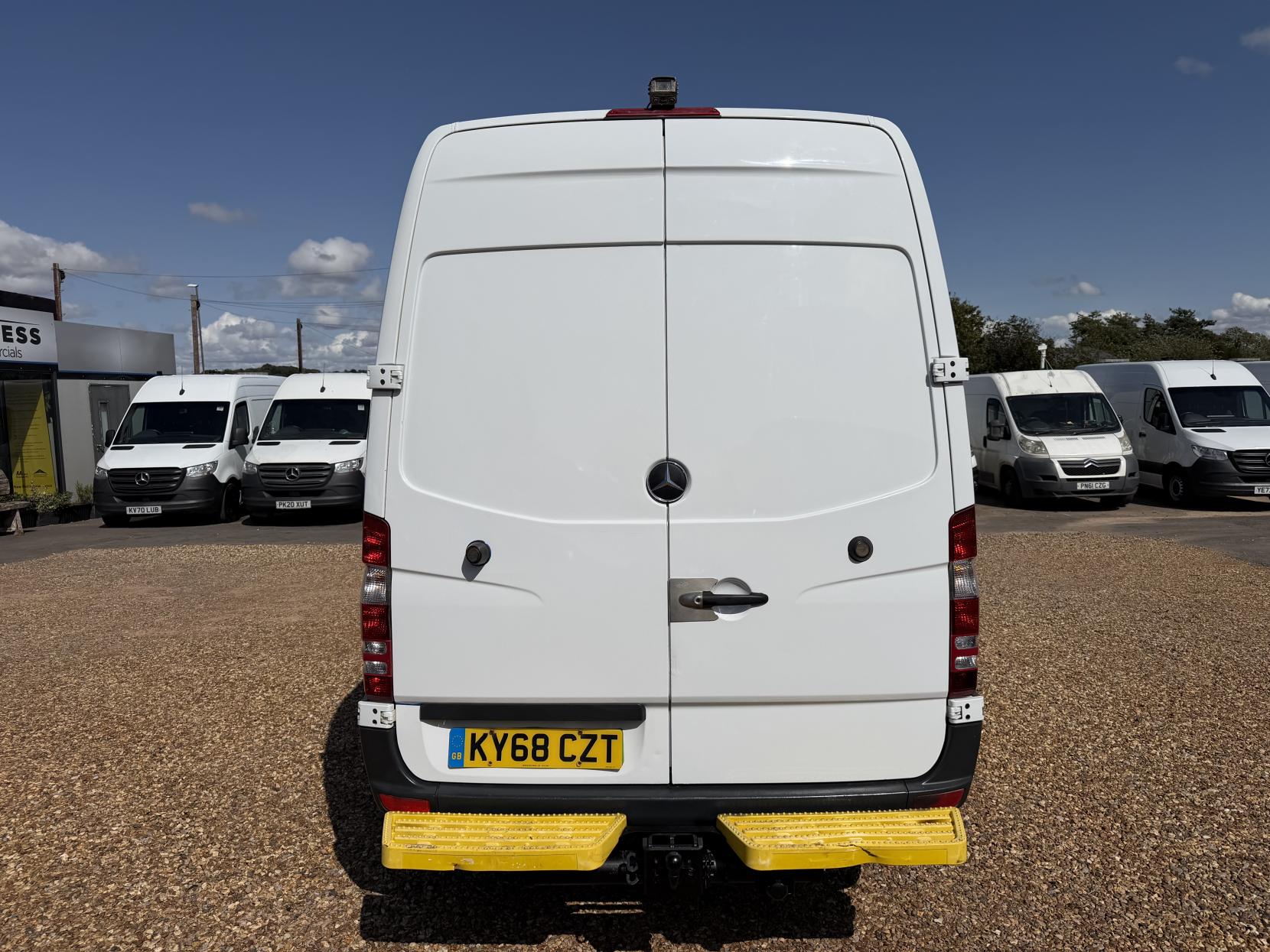 2018 Mercedes-Benz Sprinter 2.1 314 CDi Panel Van 5dr Diesel Manual RWD L2 (213 g/km, 140 bhp) - Thumbnail 11
