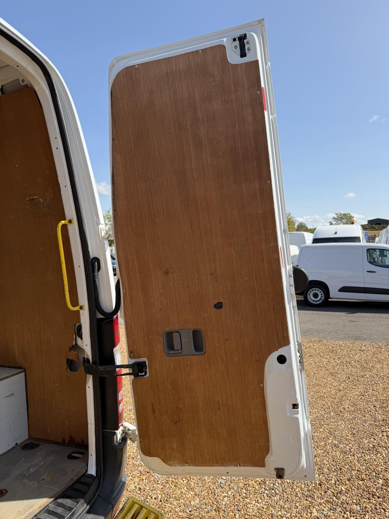2018 Mercedes-Benz Sprinter 2.1 314 CDi Panel Van 5dr Diesel Manual RWD L2 (213 g/km, 140 bhp) - Thumbnail 40