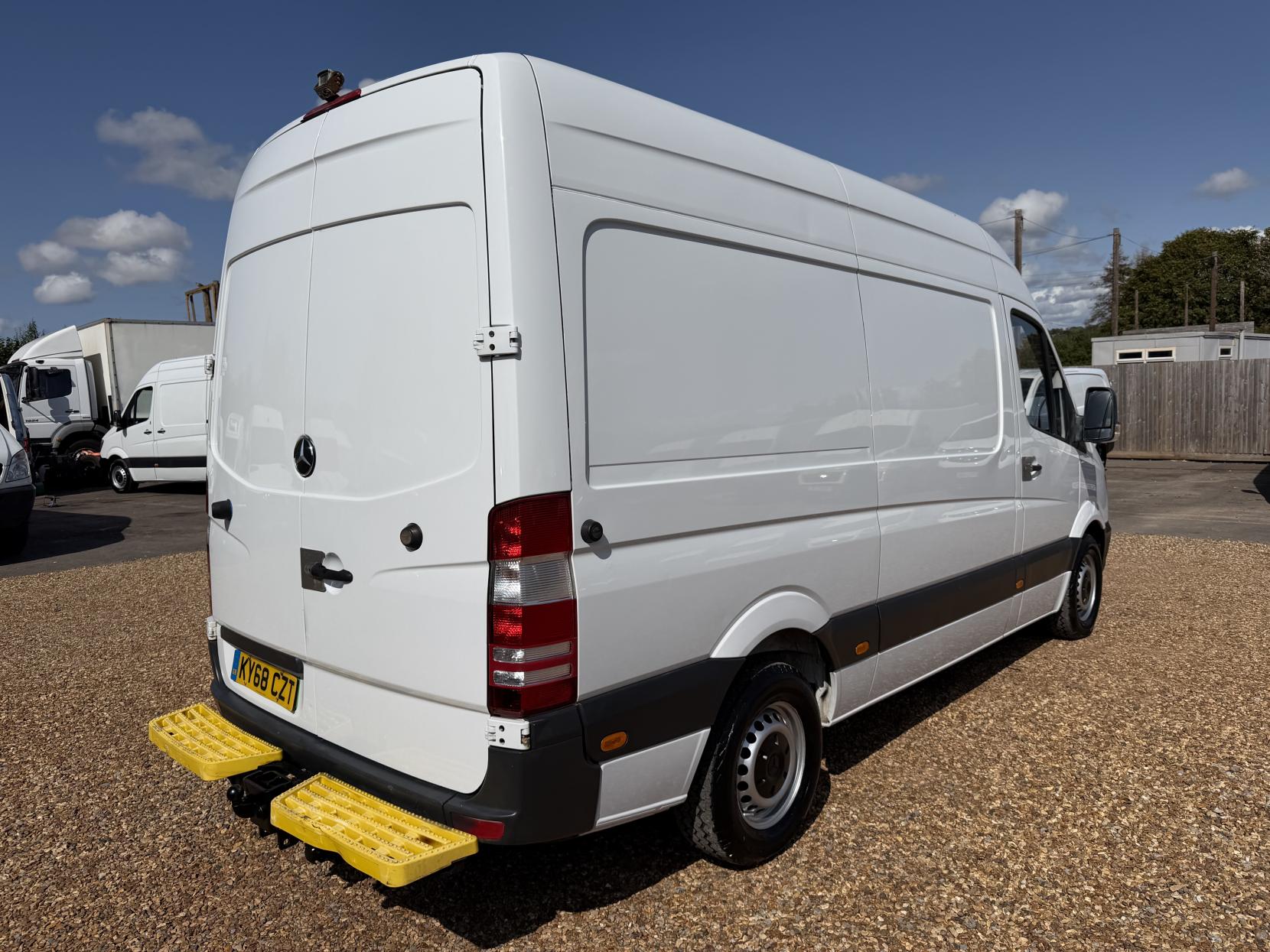 2018 Mercedes-Benz Sprinter 2.1 314 CDi Panel Van 5dr Diesel Manual RWD L2 (213 g/km, 140 bhp) - Thumbnail 6