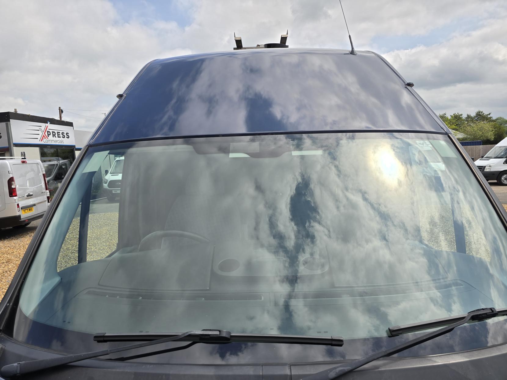 Ford Transit 2.2 TDCi 350 Panel Van 3dr Diesel Manual FWD L2 H3 (209 g/km, 123 bhp)