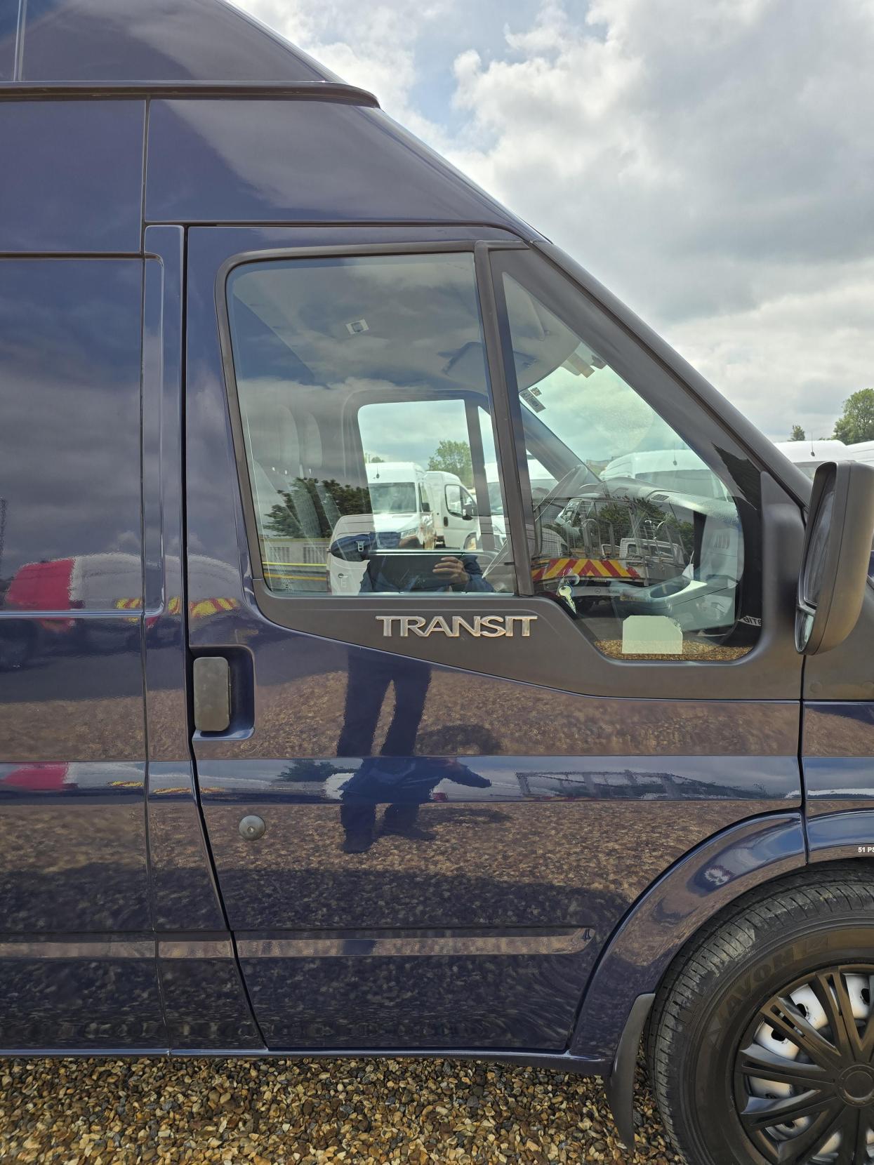 Ford Transit 2.2 TDCi 350 Panel Van 3dr Diesel Manual FWD L2 H3 (209 g/km, 123 bhp)