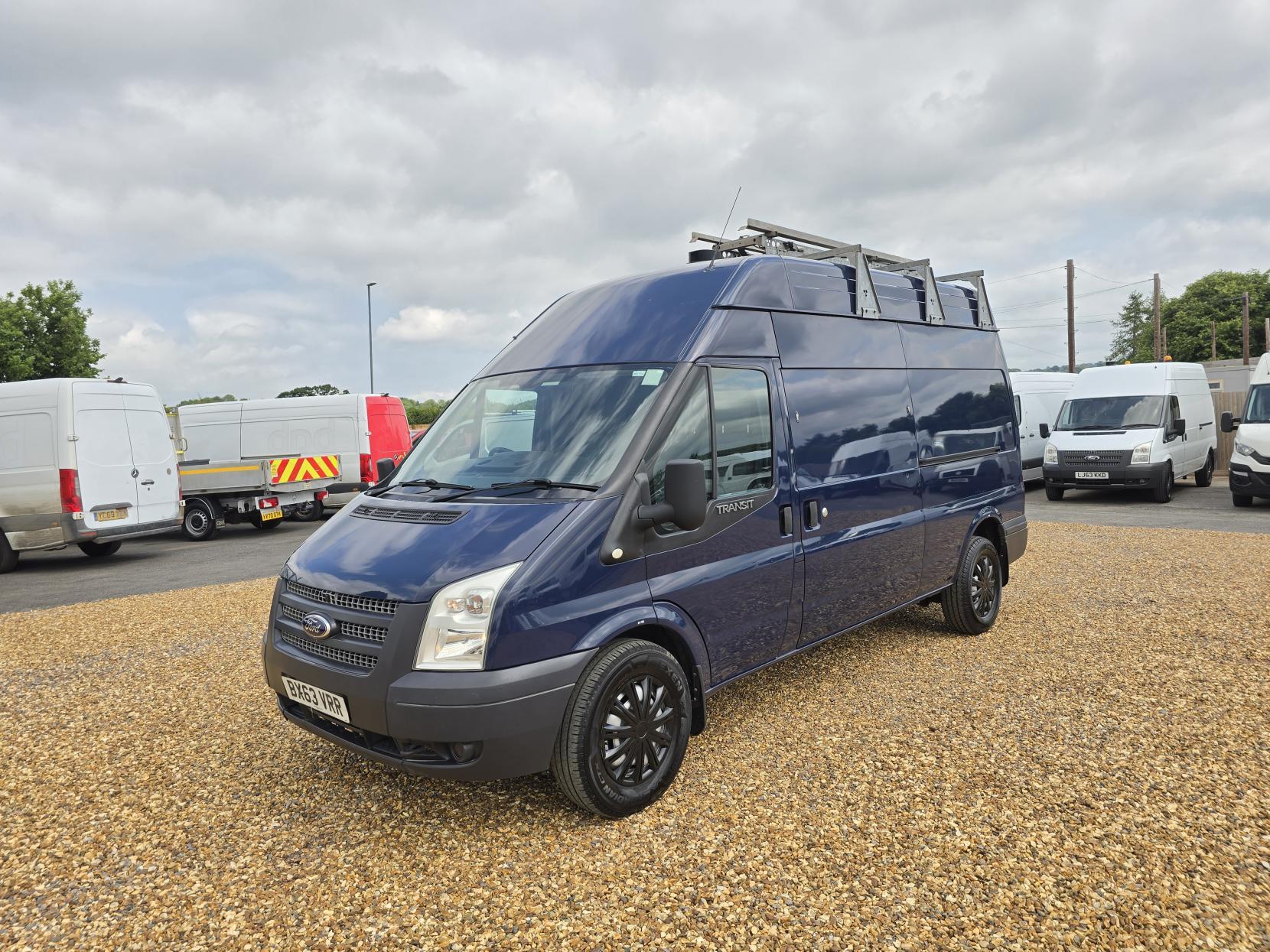 Ford Transit 2.2 TDCi 350 Panel Van 3dr Diesel Manual FWD L2 H3 (209 g/km, 123 bhp)