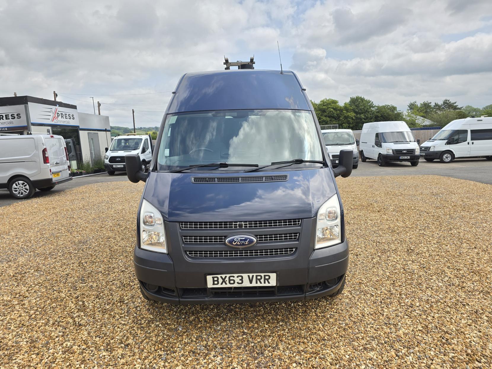 Ford Transit 2.2 TDCi 350 Panel Van 3dr Diesel Manual FWD L2 H3 (209 g/km, 123 bhp)