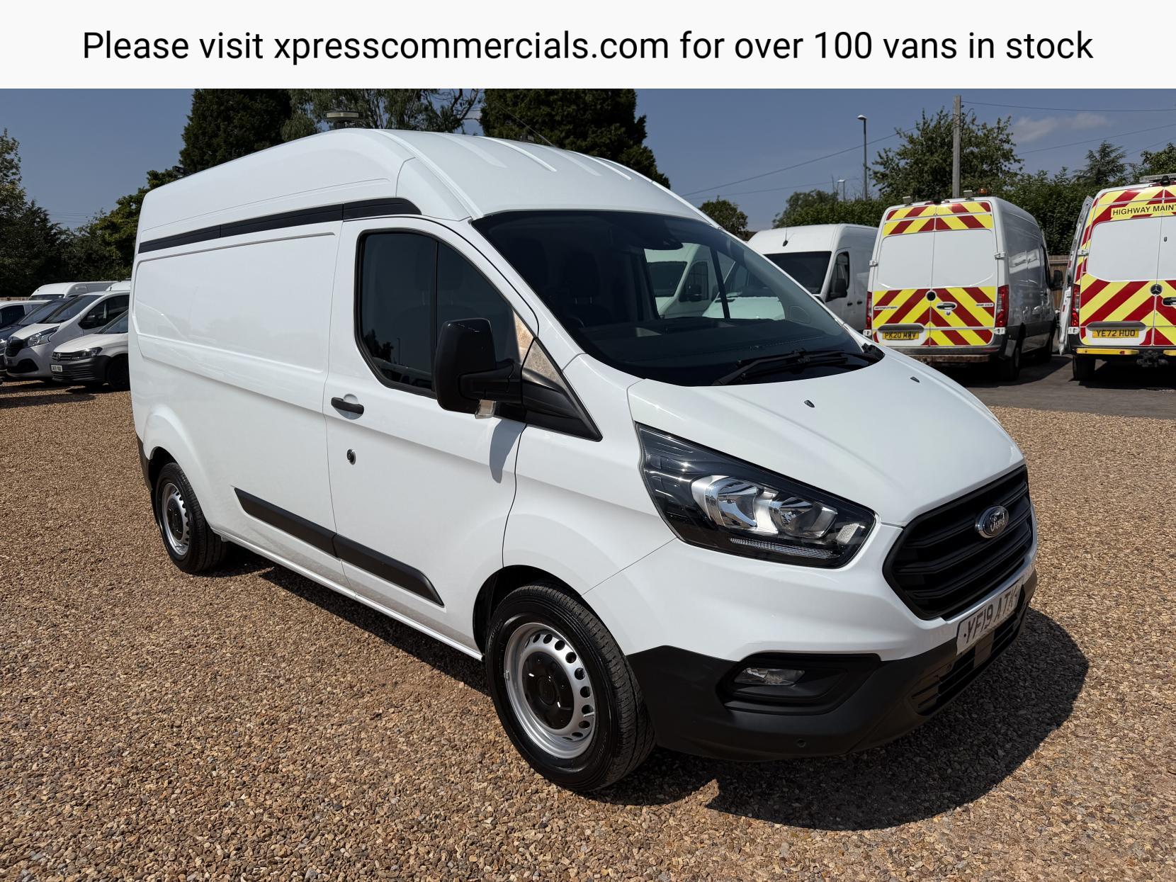 2019 Ford Transit Custom 2.0 320 EcoBlue Panel Van 5dr Diesel Manual L2 H2 Euro 6 (130 ps) - Thumbnail 5
