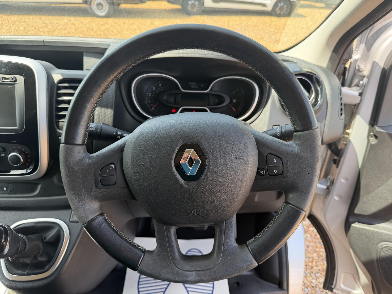 2019 Renault Trafic 2.0 dCi ENERGY 30 Sport Nav Crew Van Double Cab 6dr Diesel Manual LWB Euro 6 (s/s) (145 ps) - Thumbnail 47