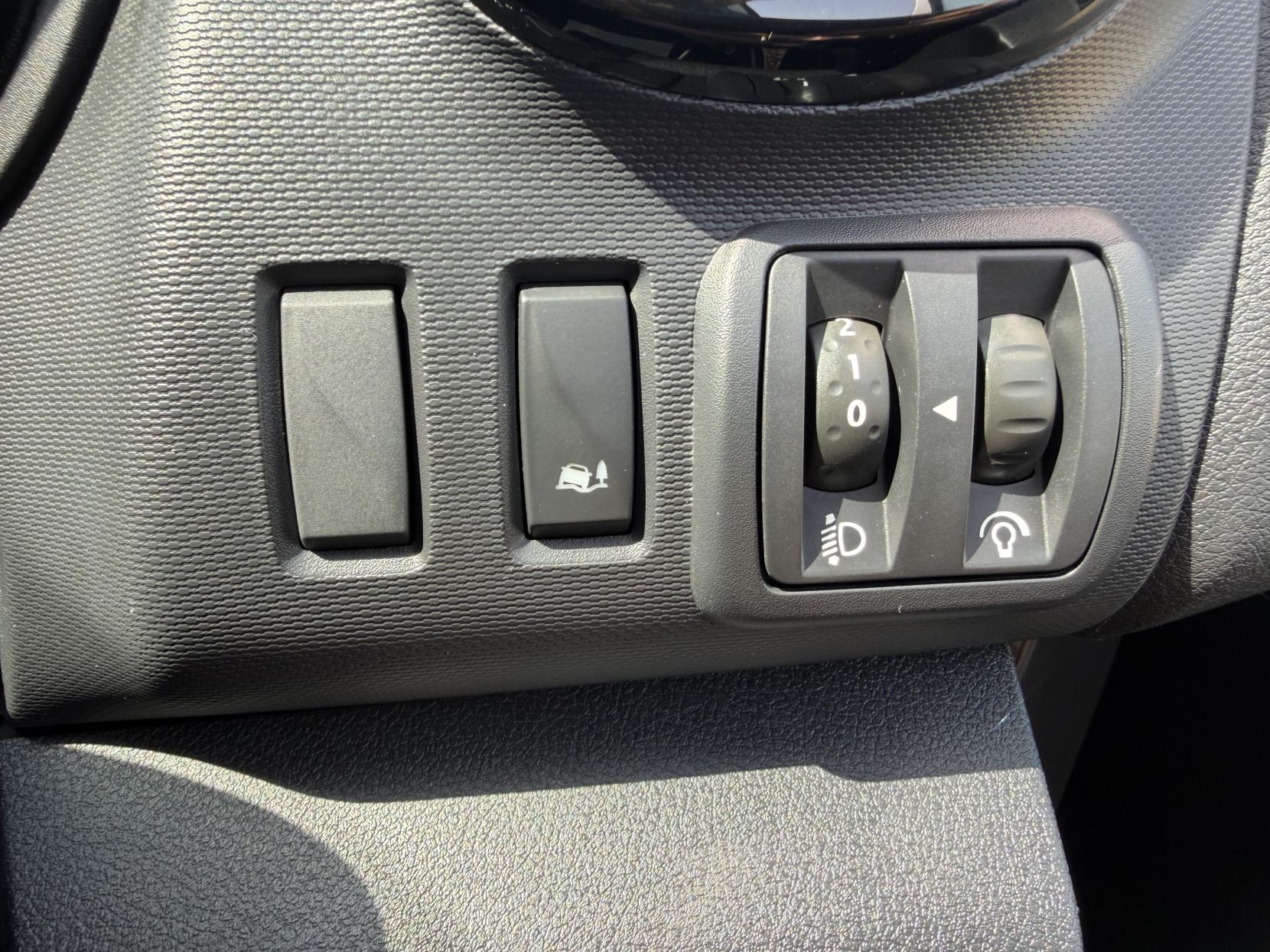 2019 Renault Trafic 2.0 dCi ENERGY 30 Sport Nav Crew Van Double Cab 6dr Diesel Manual LWB Euro 6 (s/s) (145 ps) - Thumbnail 43