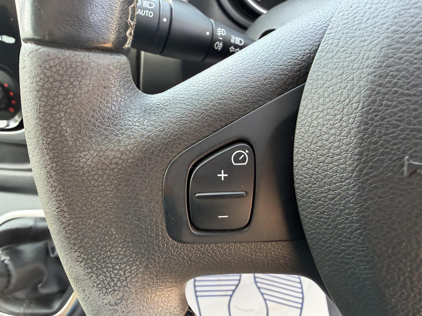 2019 Renault Trafic 2.0 dCi ENERGY 30 Sport Nav Crew Van Double Cab 6dr Diesel Manual LWB Euro 6 (s/s) (145 ps) - Thumbnail 41