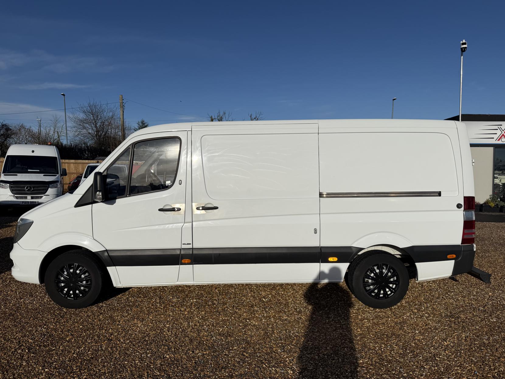 Mercedes-Benz Sprinter 2.1 314 CDi Panel Van 5dr Diesel Manual RWD L2 (213 g/km, 140 bhp)