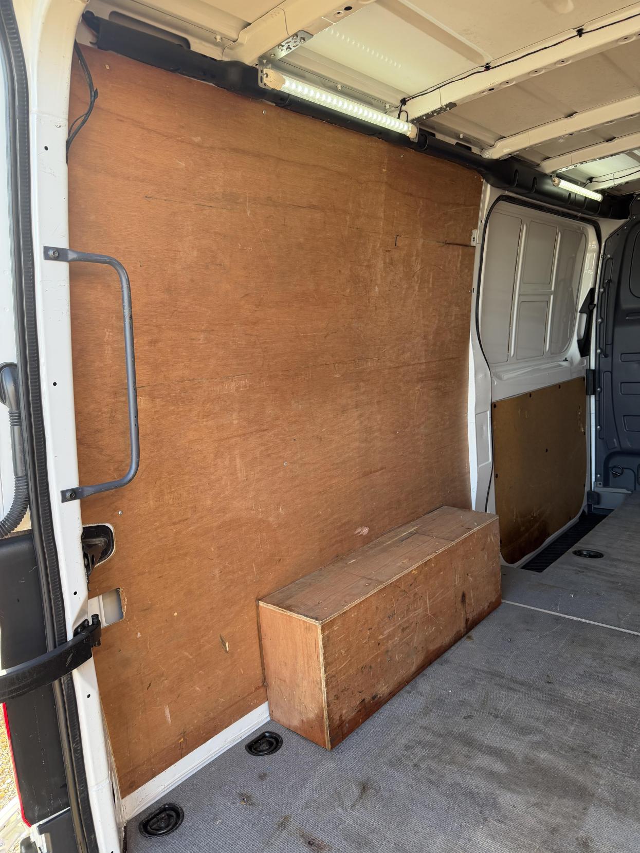 Mercedes-Benz Sprinter 2.1 314 CDi Panel Van 5dr Diesel Manual RWD L2 (213 g/km, 140 bhp)