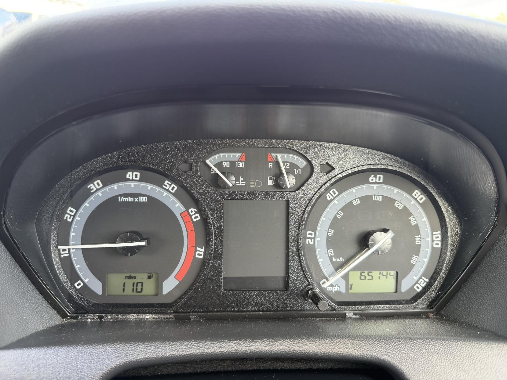 2006 Skoda Fabia 1.4 16V Elegance Hatchback 5dr Petrol Automatic (180 g/km, 75 bhp) - Thumbnail 22