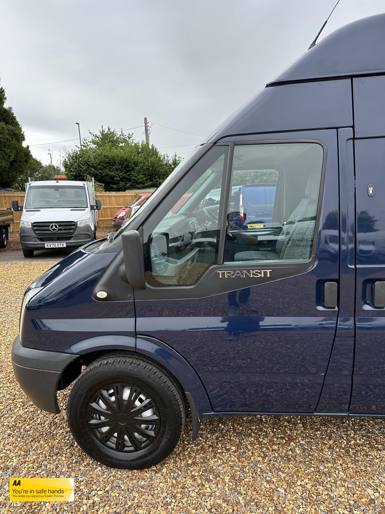 Ford Transit 2.2 TDCi 350 Panel Van 3dr Diesel Manual FWD L2 H3 (209 g/km, 123 bhp)