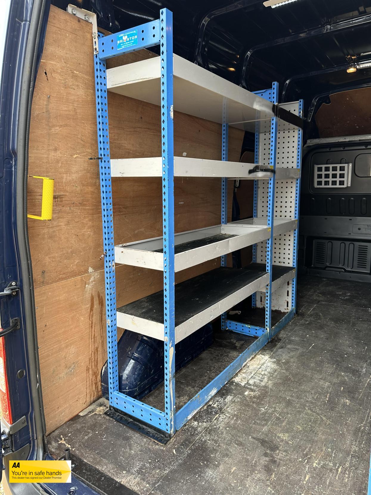 Ford Transit 2.2 TDCi 350 Panel Van 3dr Diesel Manual FWD L2 H3 (209 g/km, 123 bhp)
