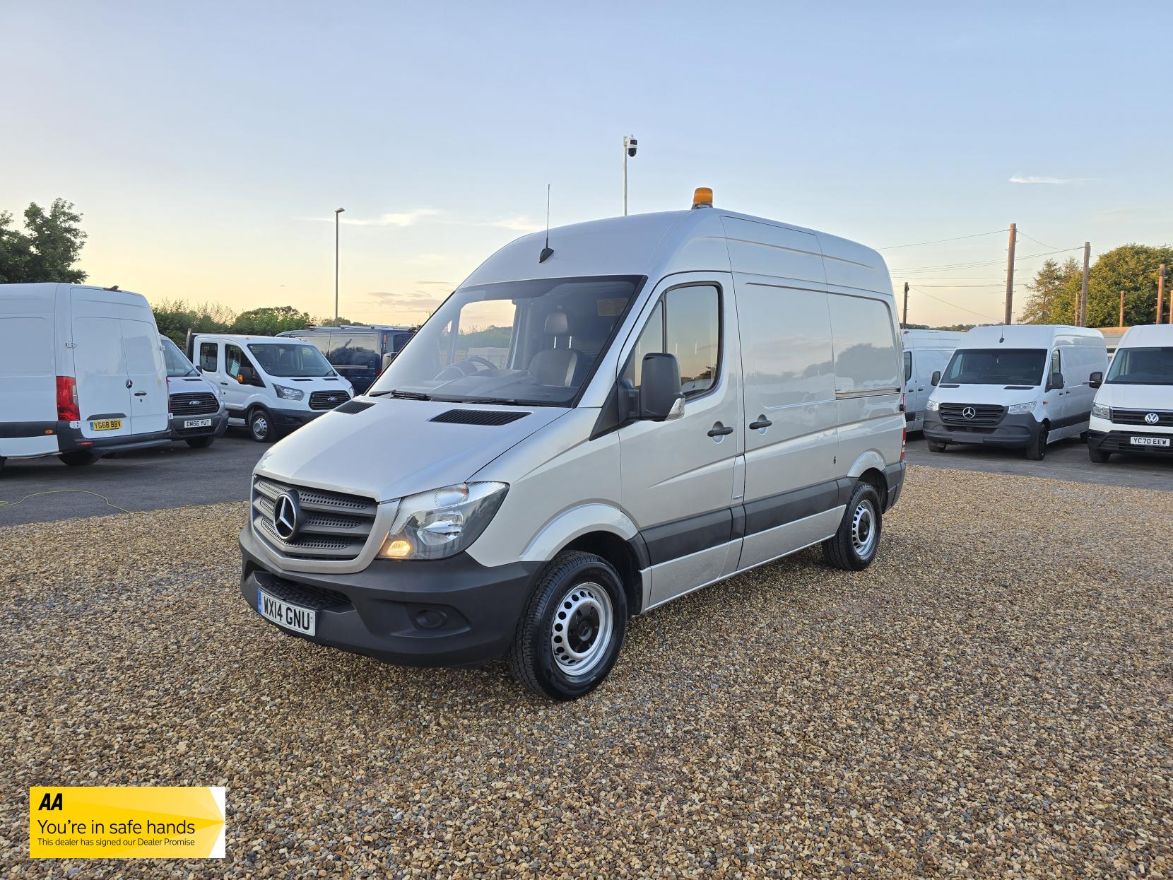 Mercedes-Benz Sprinter 2.1 313 CDi Panel Van 4dr Diesel Manual RWD L1 H3 (222 g/km, 129 bhp)