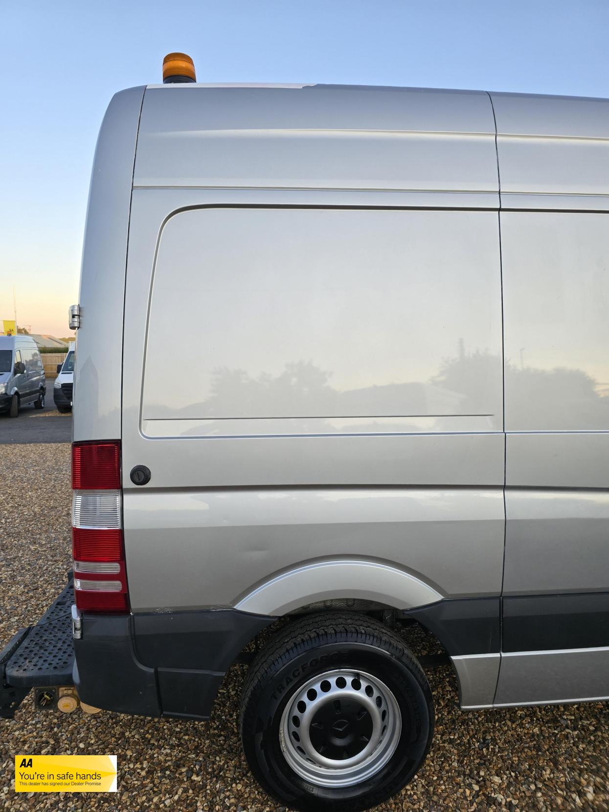 Mercedes-Benz Sprinter 2.1 313 CDi Panel Van 4dr Diesel Manual RWD L1 H3 (222 g/km, 129 bhp)