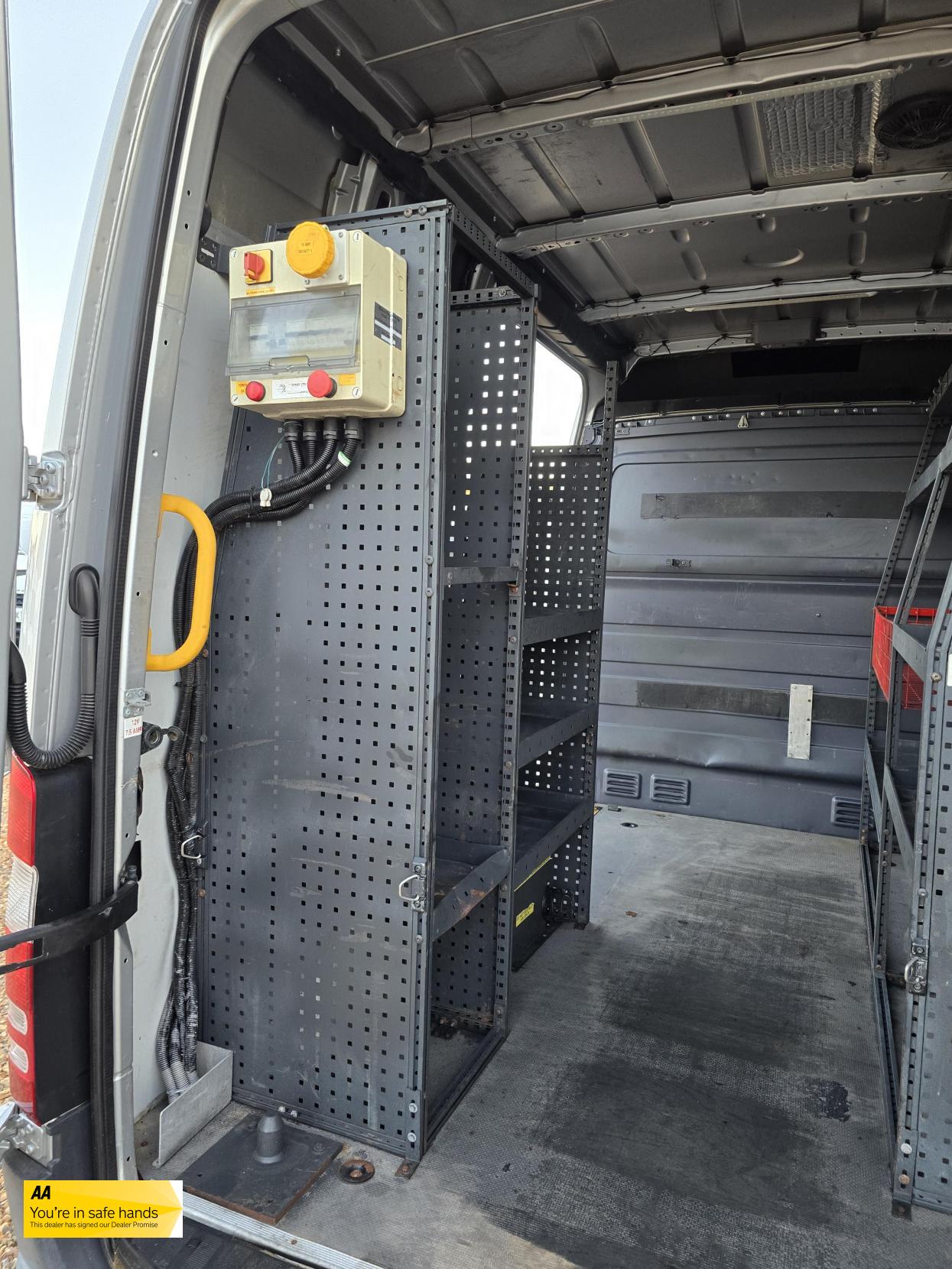 Mercedes-Benz Sprinter 2.1 313 CDi Panel Van 4dr Diesel Manual RWD L1 H3 (222 g/km, 129 bhp)