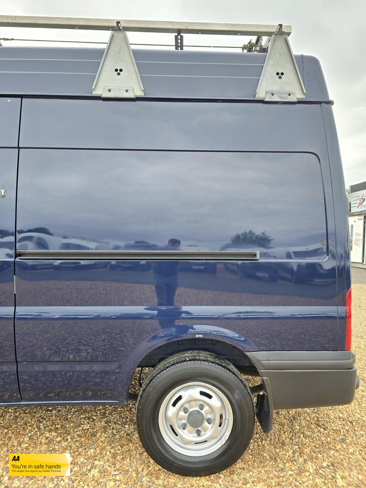 Ford Transit 2.2 TDCi 350 Panel Van 3dr Diesel Manual FWD L3 H2 (209 g/km, 123 bhp)