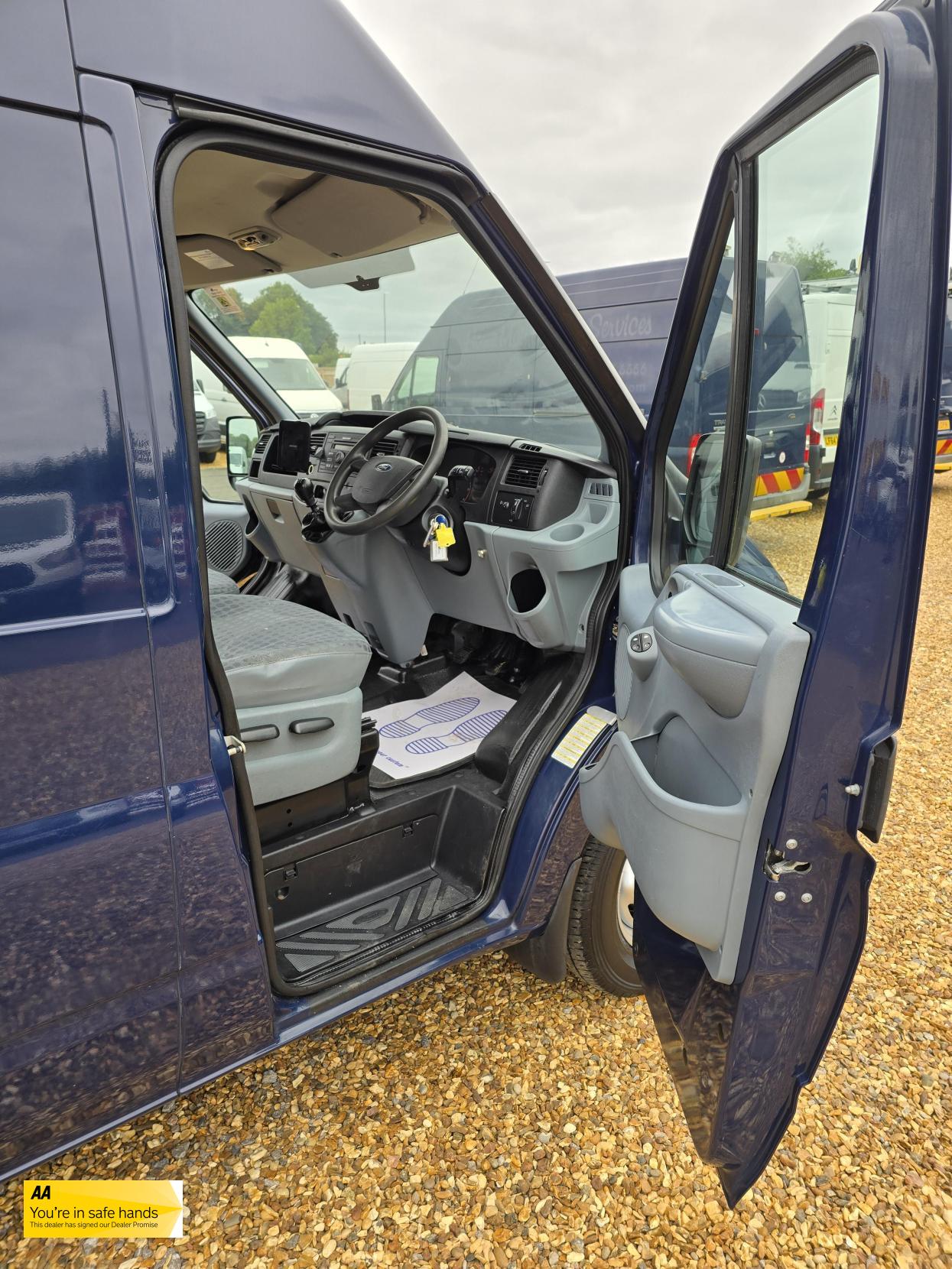 Ford Transit 2.2 TDCi 350 Panel Van 3dr Diesel Manual FWD L3 H2 (209 g/km, 123 bhp)