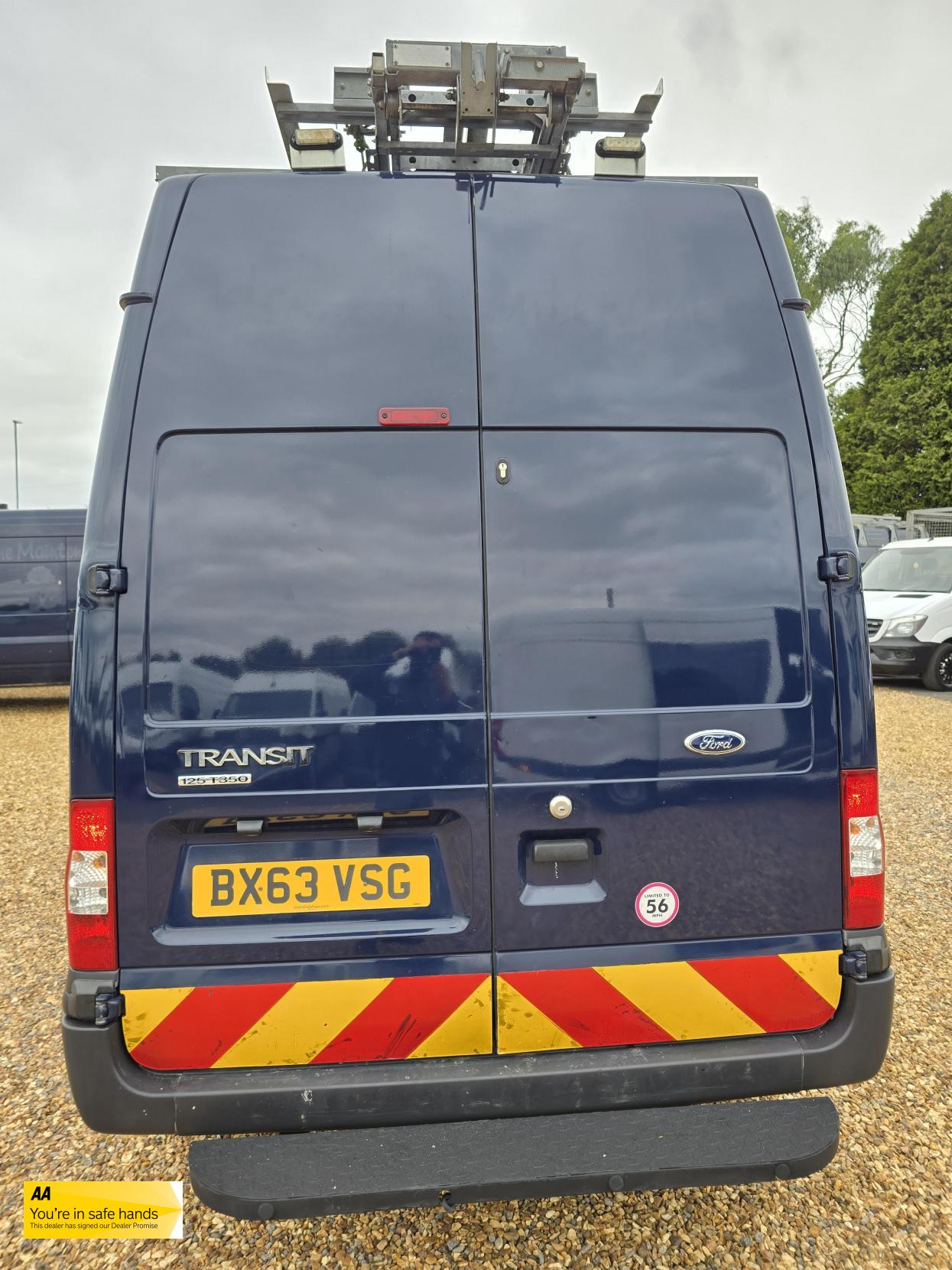 Ford Transit 2.2 TDCi 350 Panel Van 3dr Diesel Manual FWD L3 H2 (209 g/km, 123 bhp)