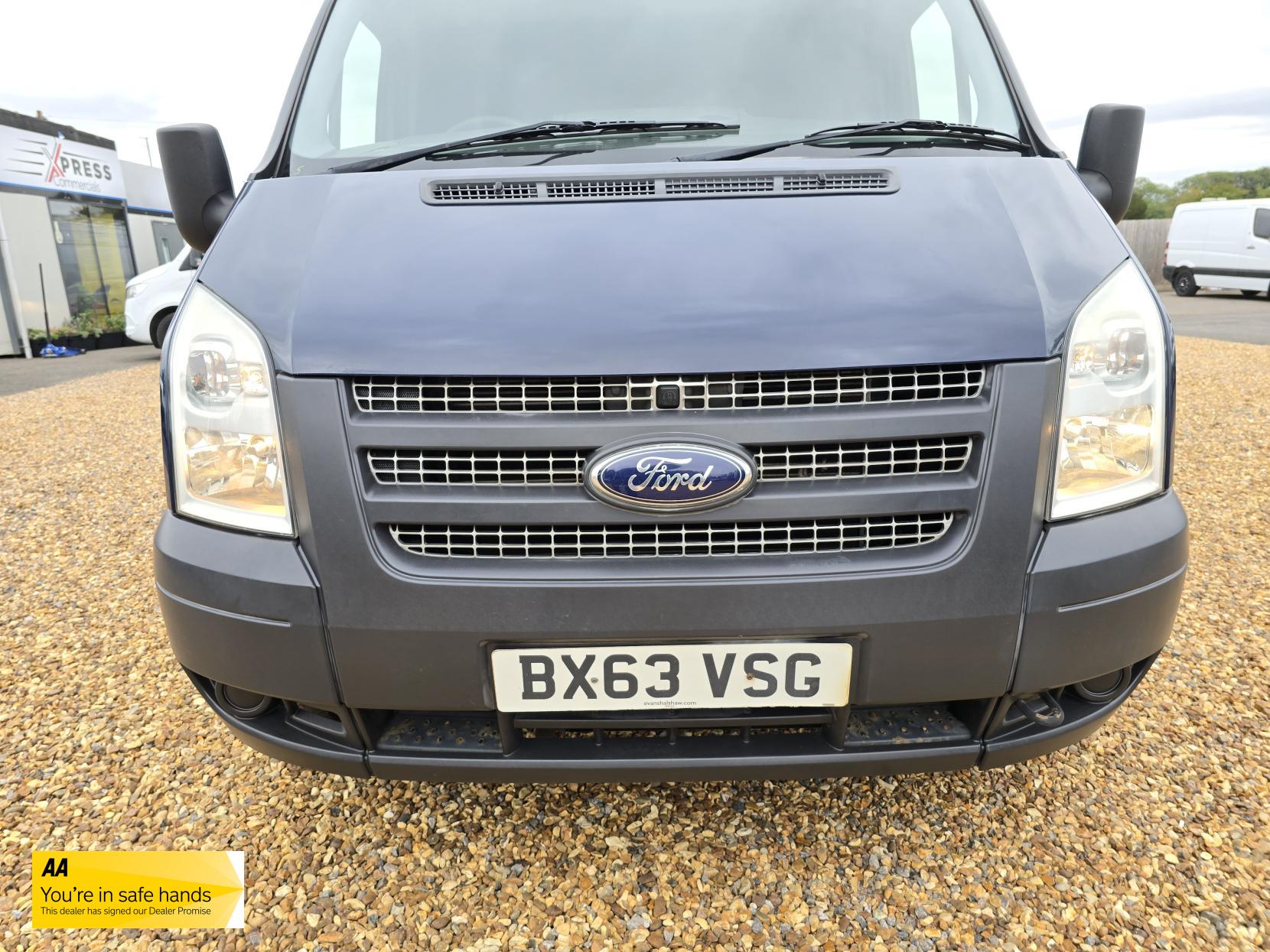 Ford Transit 2.2 TDCi 350 Panel Van 3dr Diesel Manual FWD L3 H2 (209 g/km, 123 bhp)