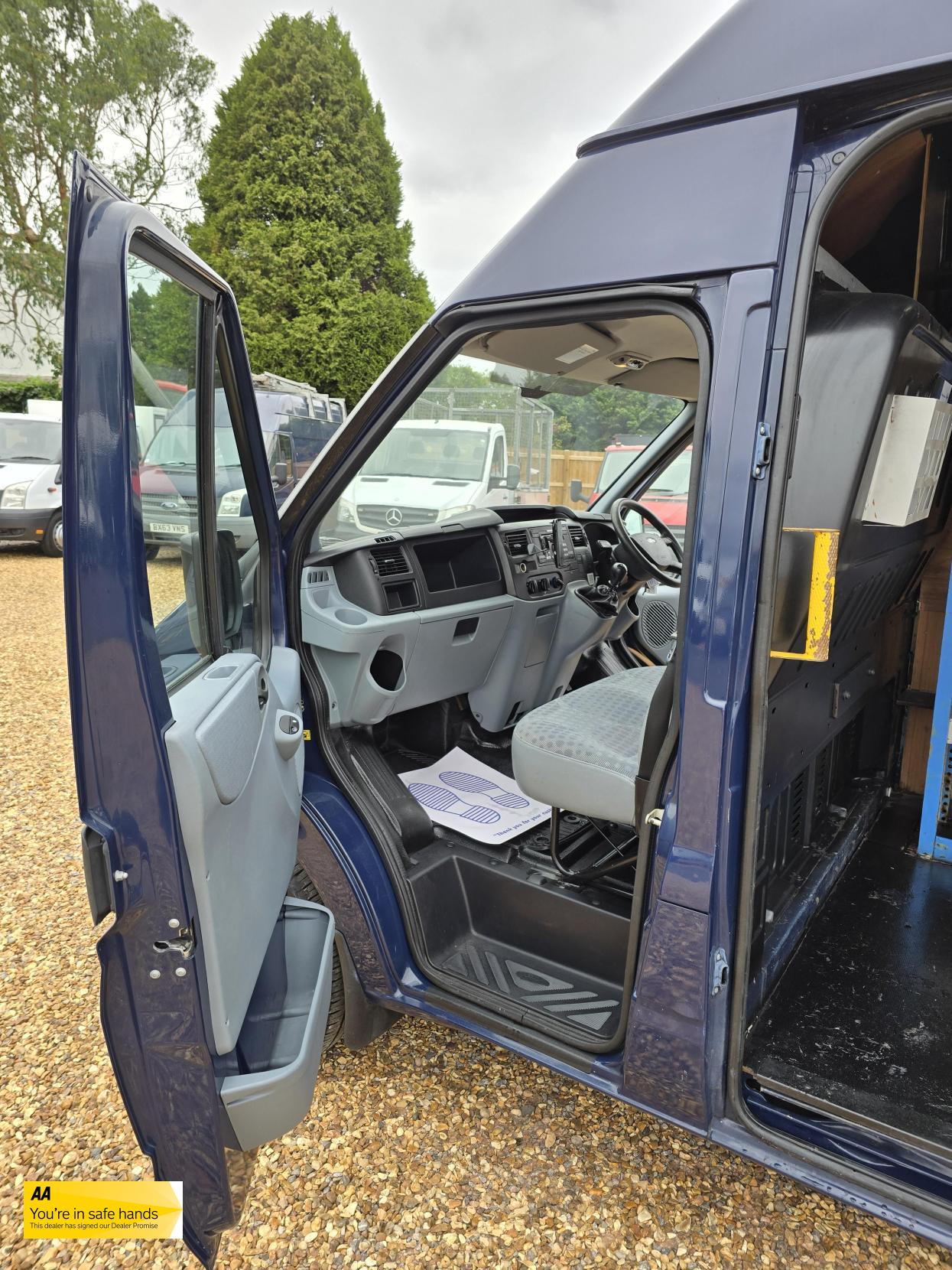 Ford Transit 2.2 TDCi 350 Panel Van 3dr Diesel Manual FWD L3 H2 (209 g/km, 123 bhp)