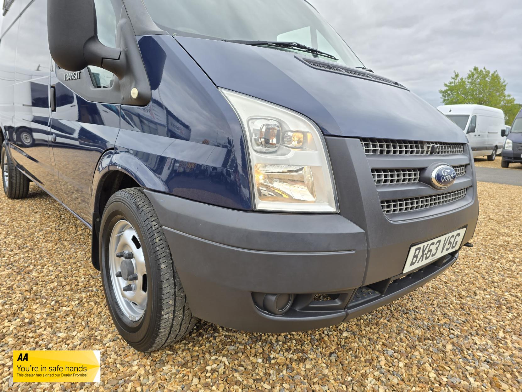 Ford Transit 2.2 TDCi 350 Panel Van 3dr Diesel Manual FWD L3 H2 (209 g/km, 123 bhp)