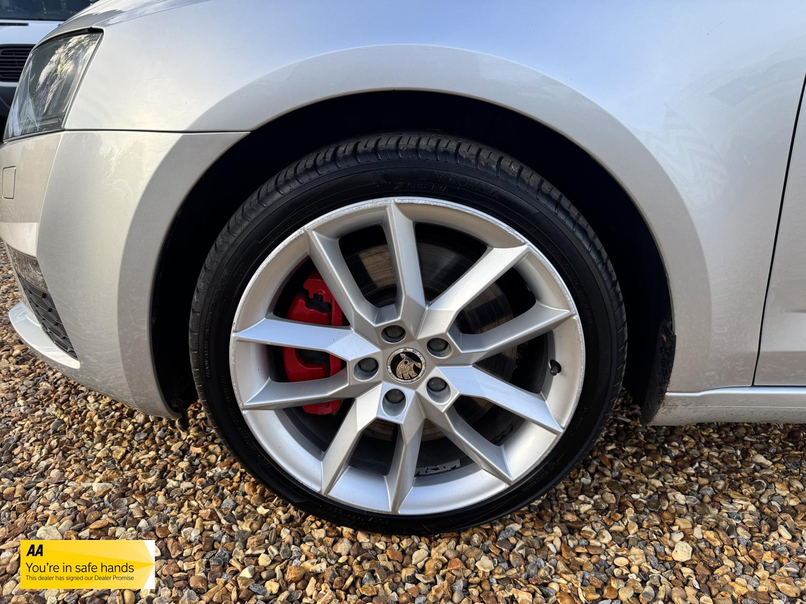 Skoda Octavia 2.0 TDI vRS Hatchback 5dr Diesel Manual Euro 5 (s/s) (184 ps)