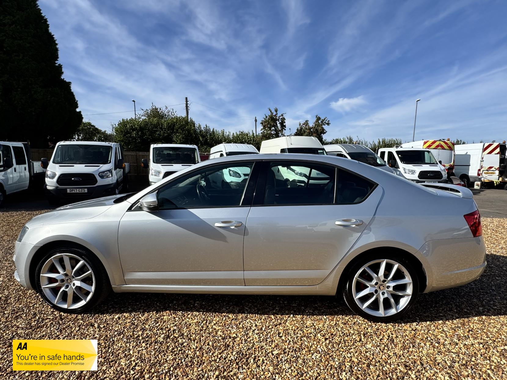 Skoda Octavia 2.0 TDI vRS Hatchback 5dr Diesel Manual Euro 5 (s/s) (184 ps)