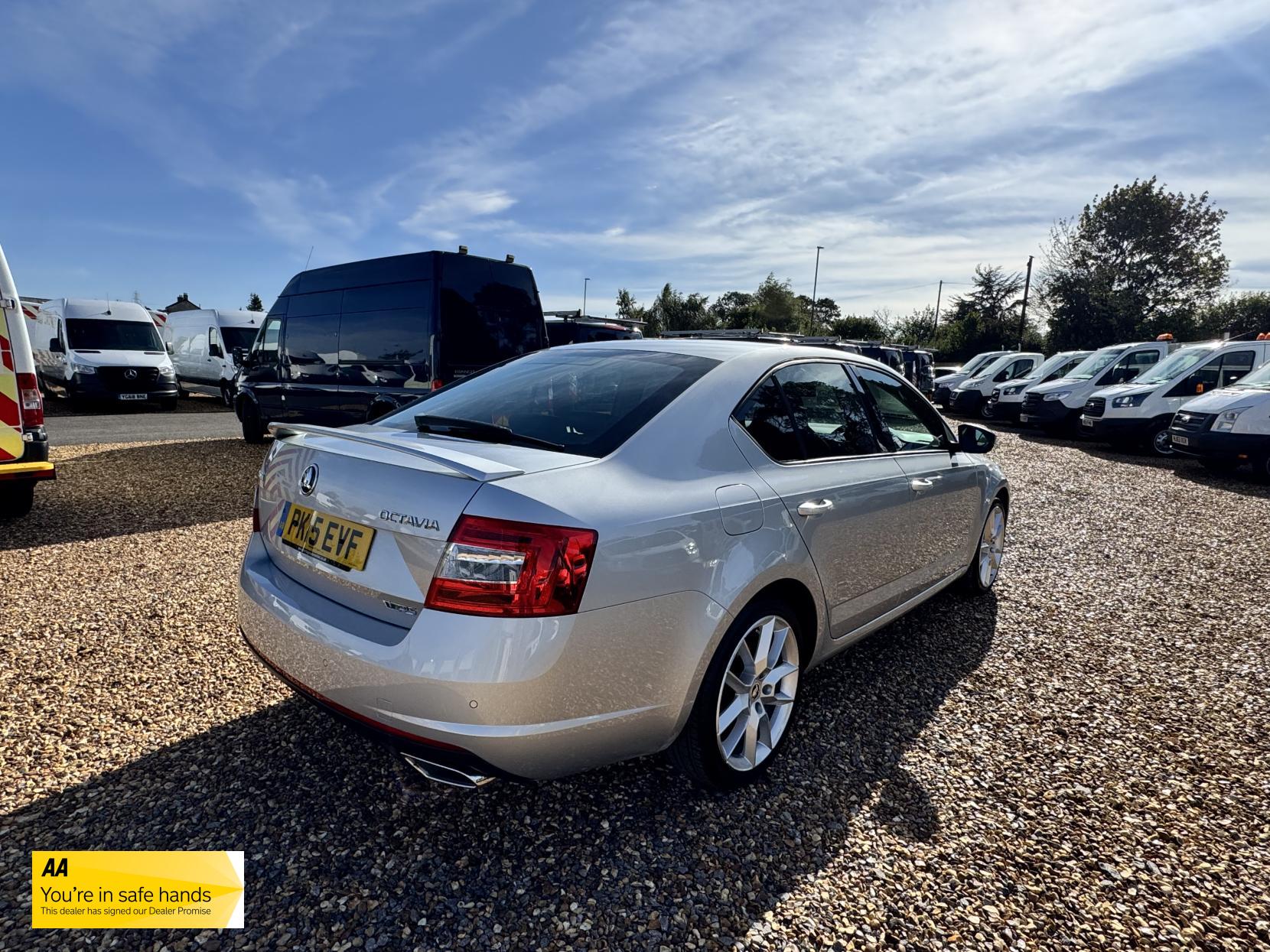 Skoda Octavia 2.0 TDI vRS Hatchback 5dr Diesel Manual Euro 5 (s/s) (184 ps)