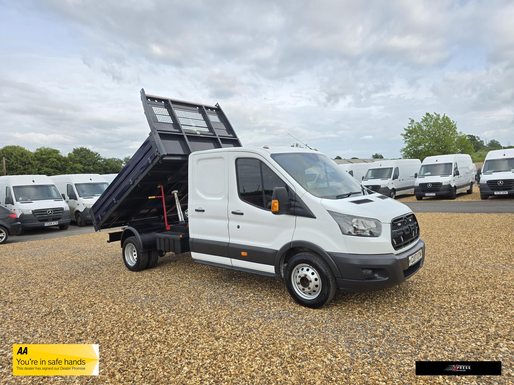 Ford Transit Transit 2.0 350 EcoBlue 1-Way Double Tipper Double Cab 4dr Diesel Manual RWD L3 Euro 6 (1-Way, 1-Stop) (130 ps)